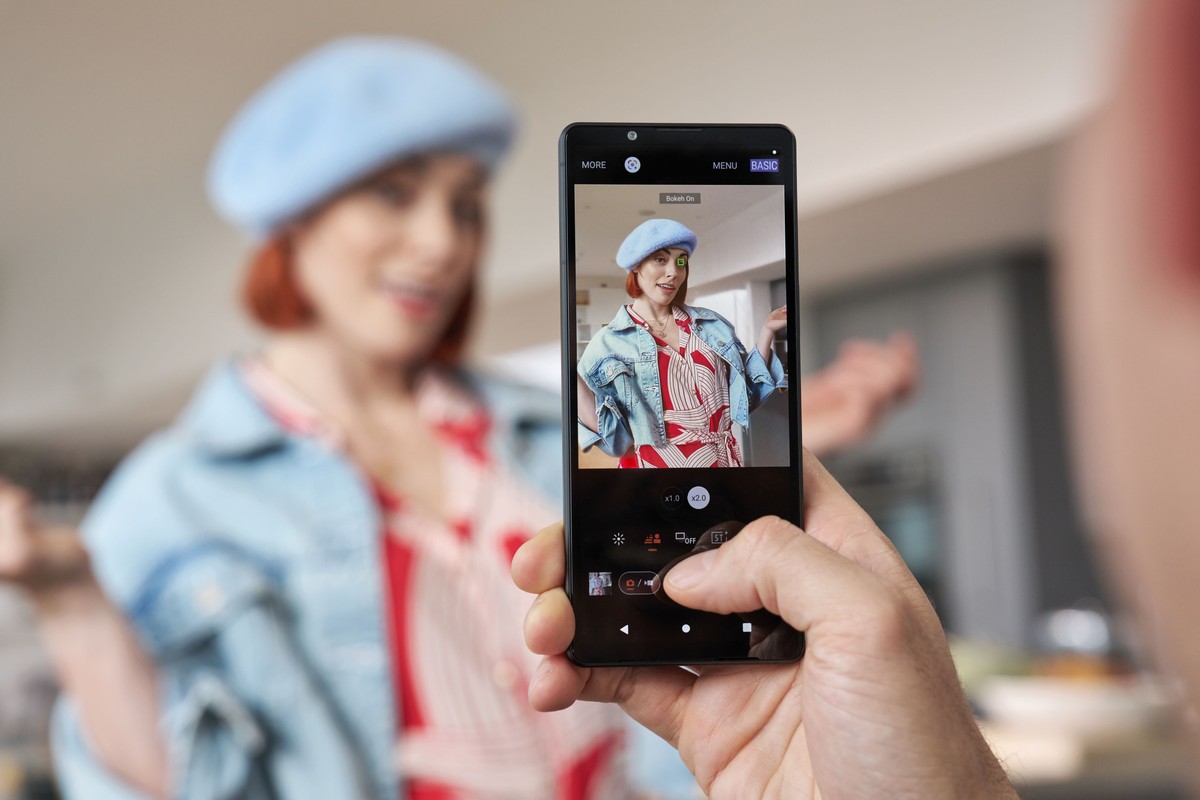 Sony pokazuje kompaktową Xperię 5 V [PREMIERA]