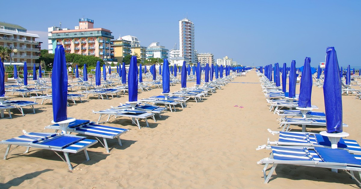 Ceny na plażach przyprawiają o zawrót głowy. Za niektóre leżaki trzeba zapłacić nawet 5 tys. zł