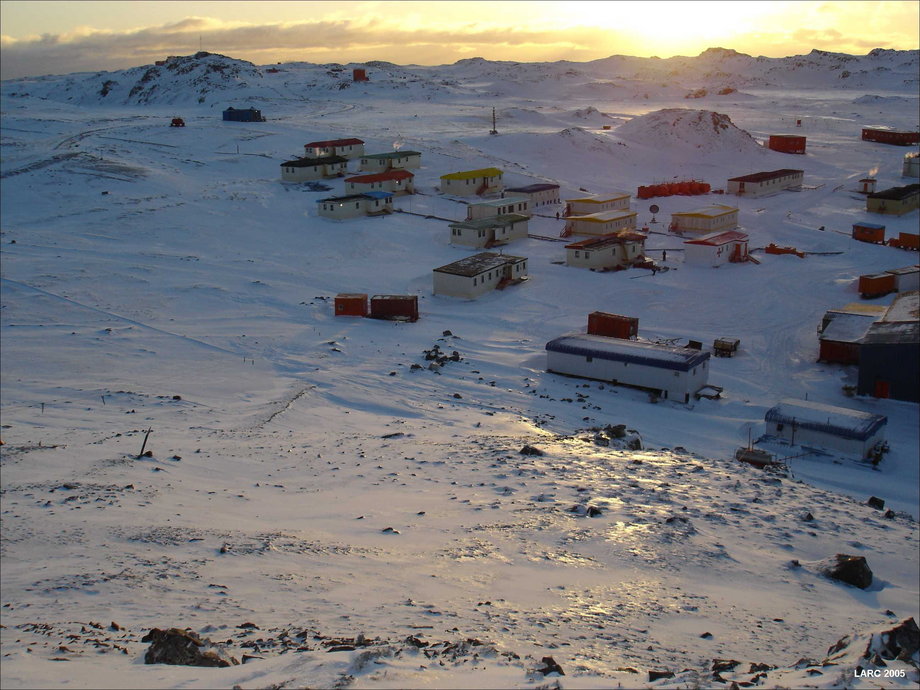 Villa Las Estrellas, miejscowość w Antarktyce, na Wyspie Króla Jerzego.