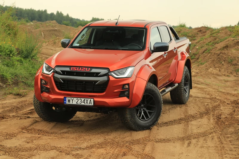 Isuzu D-Max Arctic Truck AT 35 (2022 r., 3. generacja)