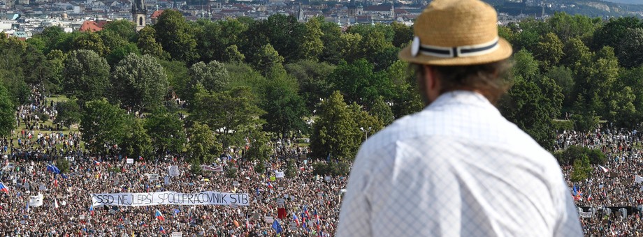 Ponad ćwierć miliona Czechów protestowało w niedzielę przeciwko polityce premiera Andreja Babisza. Praga, 23 czerwca 2019 r.