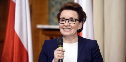 Chcą głowy minister PiS. Ta się tłumaczy