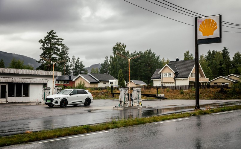 Podróż samochodami elektrycznymi po Norwegii