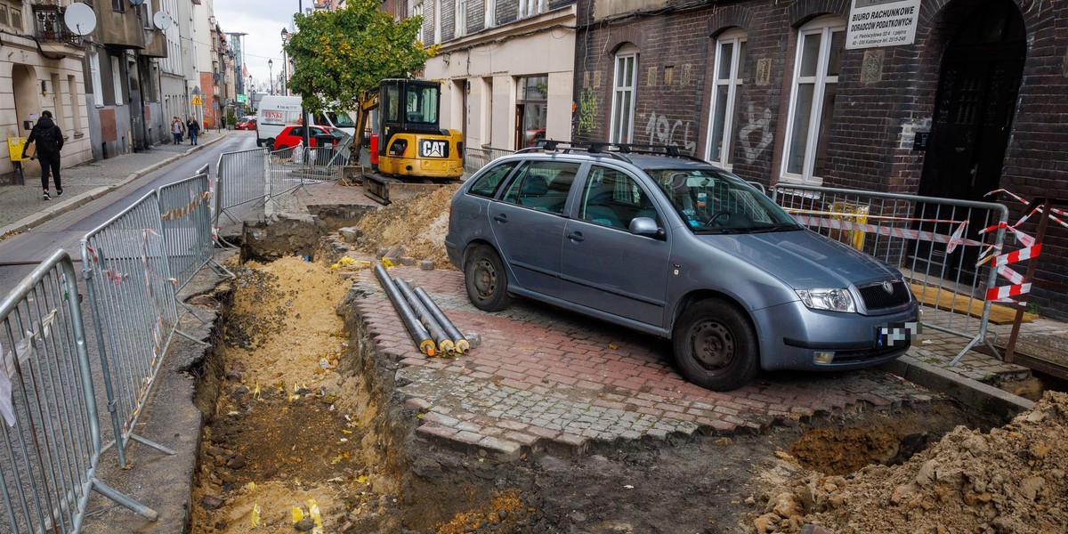 Katowice i "uwięzione" auto.