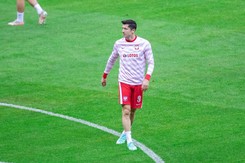 Legia sprzedała Lewandowskiego za 5 tys. zł. Barcelona kupiła go za 50 mln euro