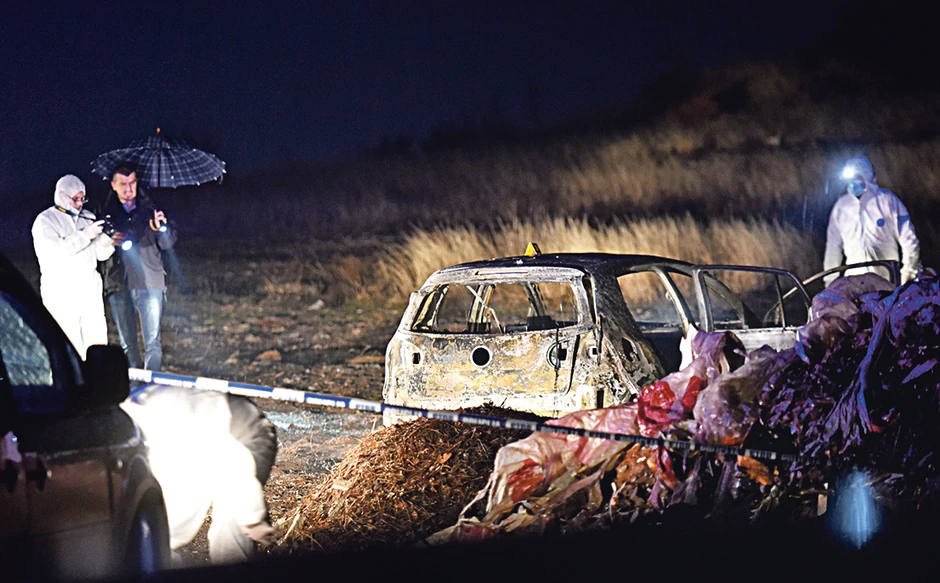 Napadači na Igora Krstovića zapalili automobil