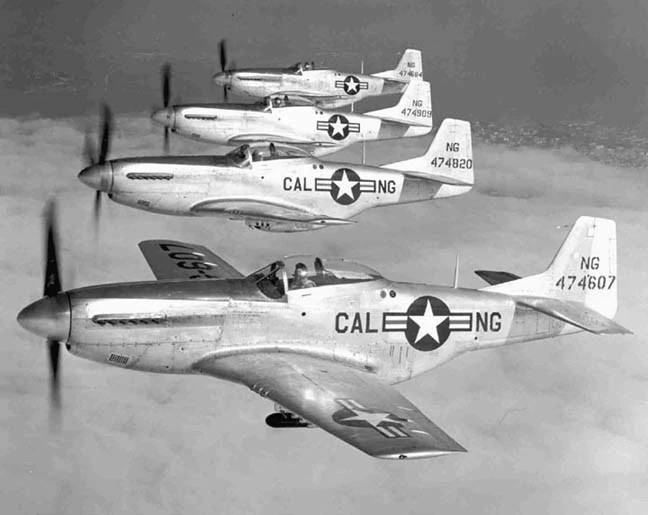 P-51 w formacji