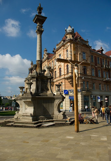 Lwów, pomnik Mickiewicza przy prospekcie Swobody