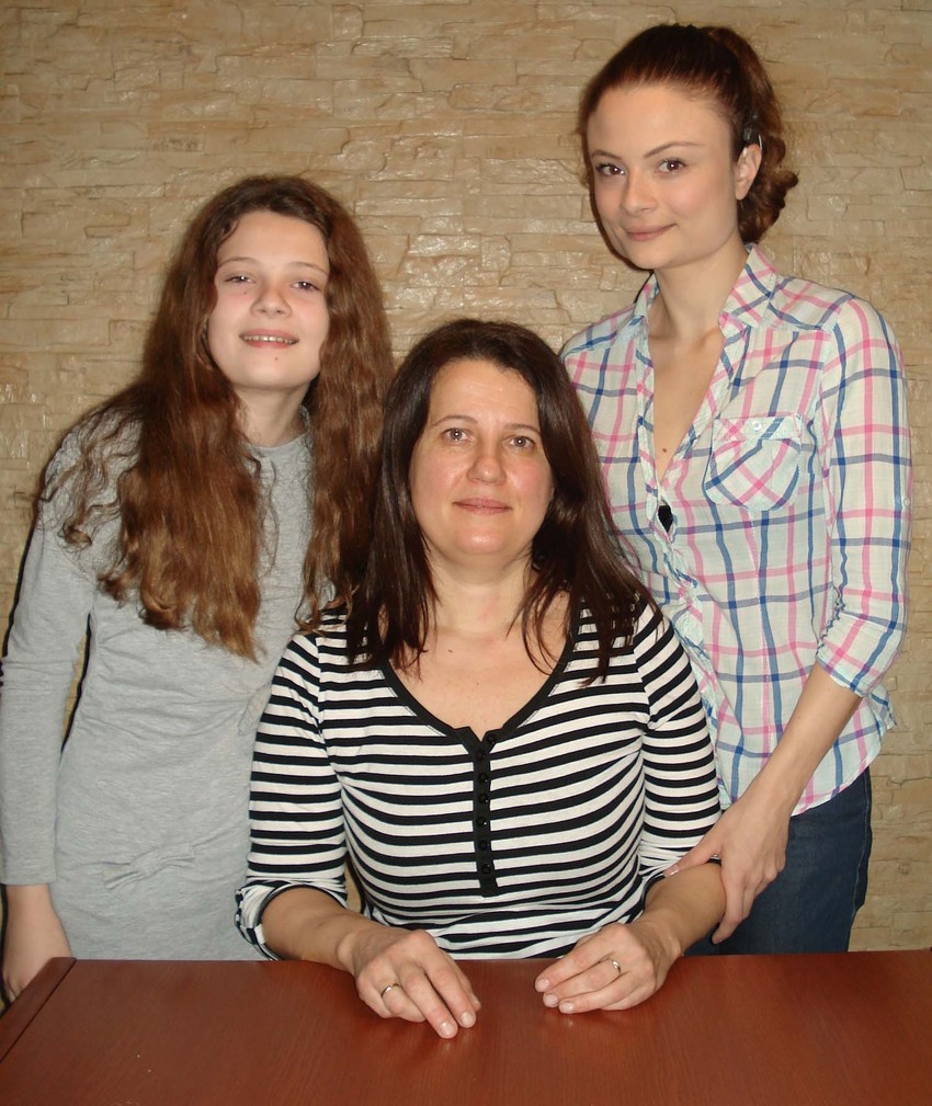 Sanja Đurđanović sa ćerkama