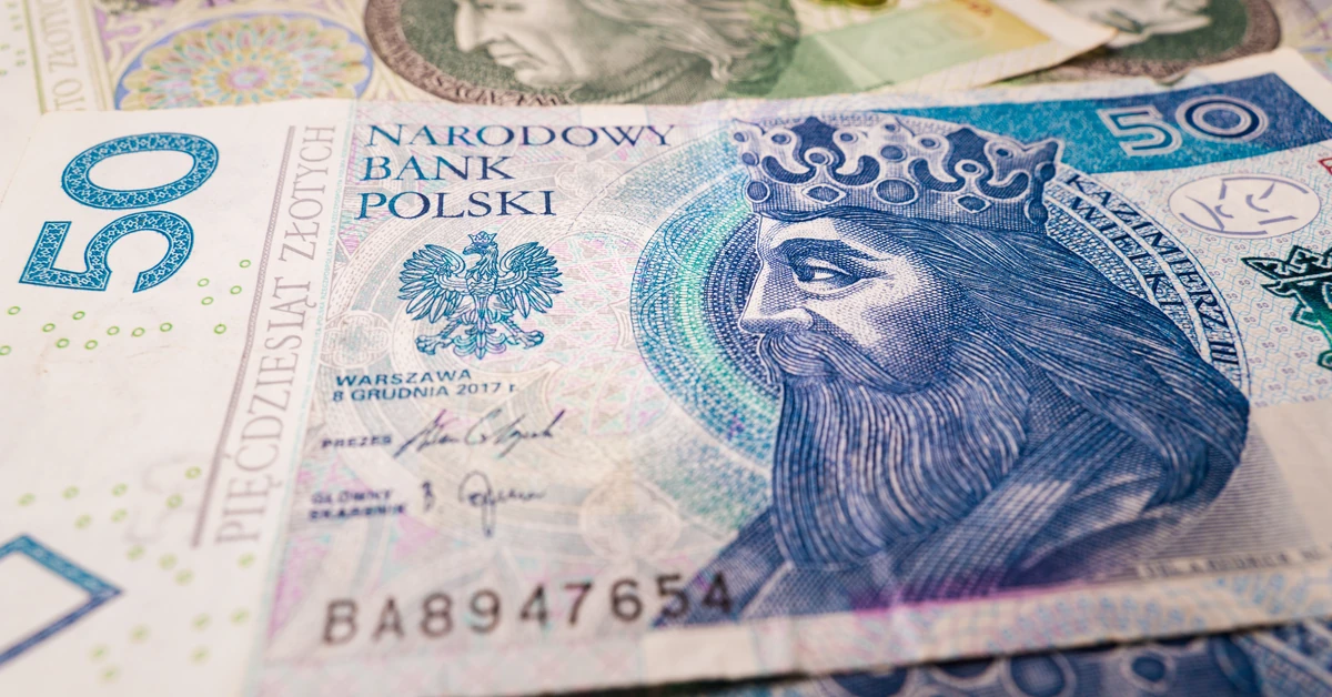 Renta socjalna i dodatek dopełniający 2025/2026. Komu przysługują świadczenia i jaka będzie podwyżka?