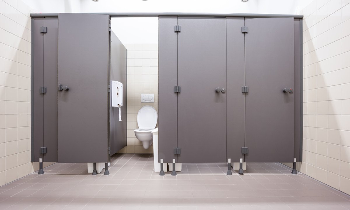 W Sopocie to już plaga. Turyści robią to w toaletach. Restauratorzy załamują ręce