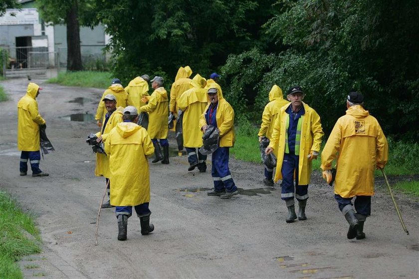 Miasto usunie śmieci i konary znad Wisły, wytnie drzewa w międzywalu, zlikwiduje altanki działkowe na Golędzinowie, zbuduje umocnienia na Wybrzeżu Helskim, naprawi Wał Zawadowski. Pójdzie na to 2,8 mln zł