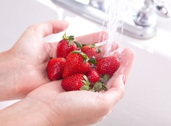 Tak unikniesz zatruć pokarmowych