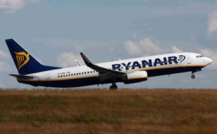 Ryanair: jeszcze w środę rozpoczniemy wypłatę odszkodowań pasażerom
