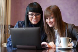 NSA oddalił skargę ws. nieuznania aktu urodzenia, w którym rodzice są tej samej płci