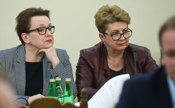 Negatywna opinia sejmowej komisji edukacji o wniosku o wotum nieufności dla szefowej MEN