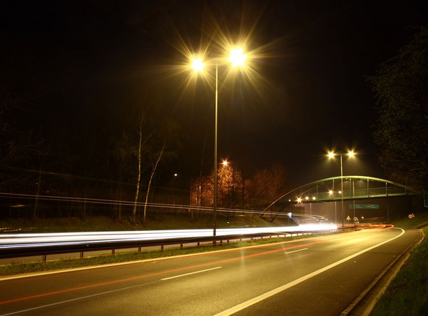 Kolejowa spółka oświetli Chorzów. Miasto zyska