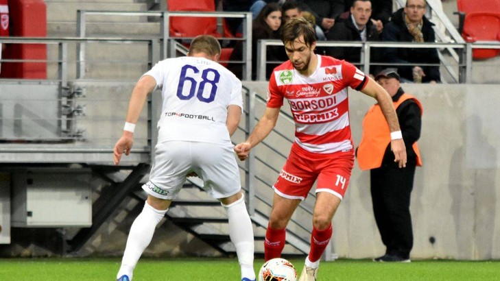 Kiesési rangadót vív a DVTK az Újpesttel