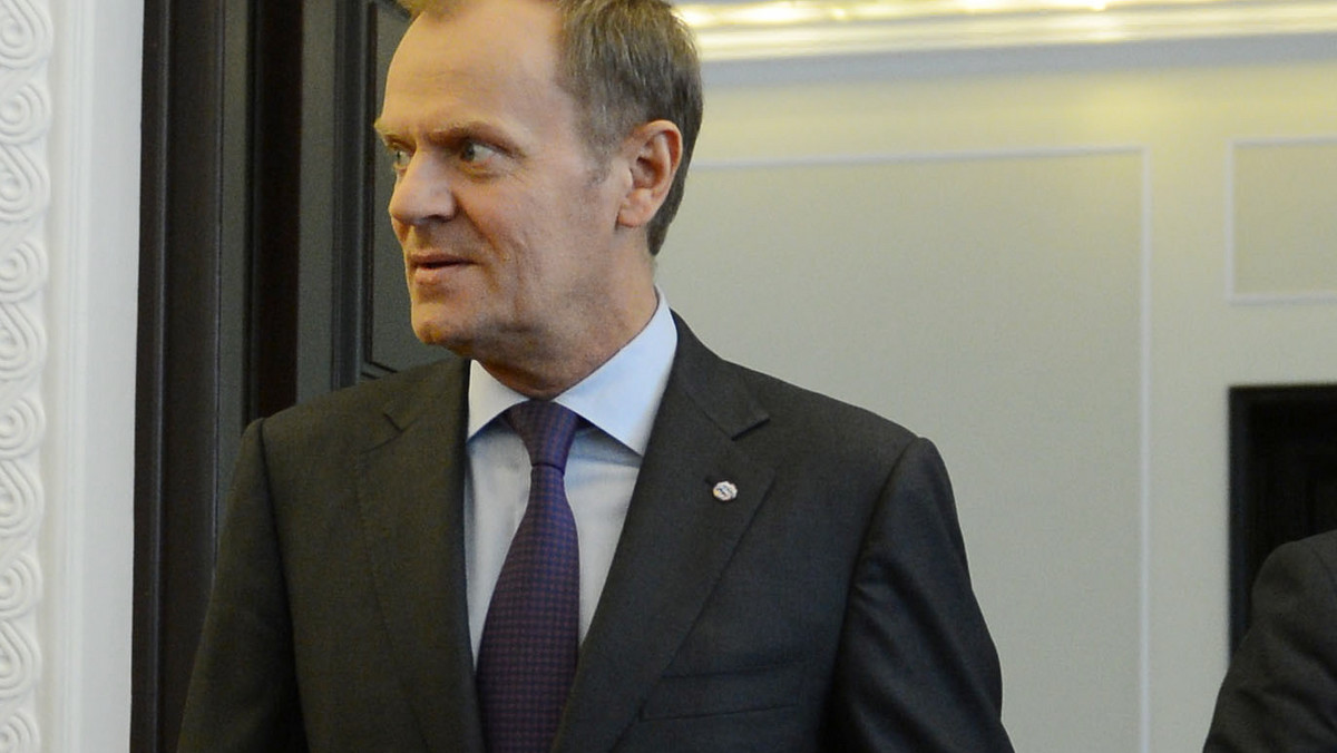 Premier Donald Tusk zapowiedział, że nie będzie wszczynał procedury odwołania prokuratora generalnego Andrzeja Seremeta. Przyznał, że ma różne uwagi wobec prokuratora generalnego, ale nie są one na pewno dyskwalifikujące.