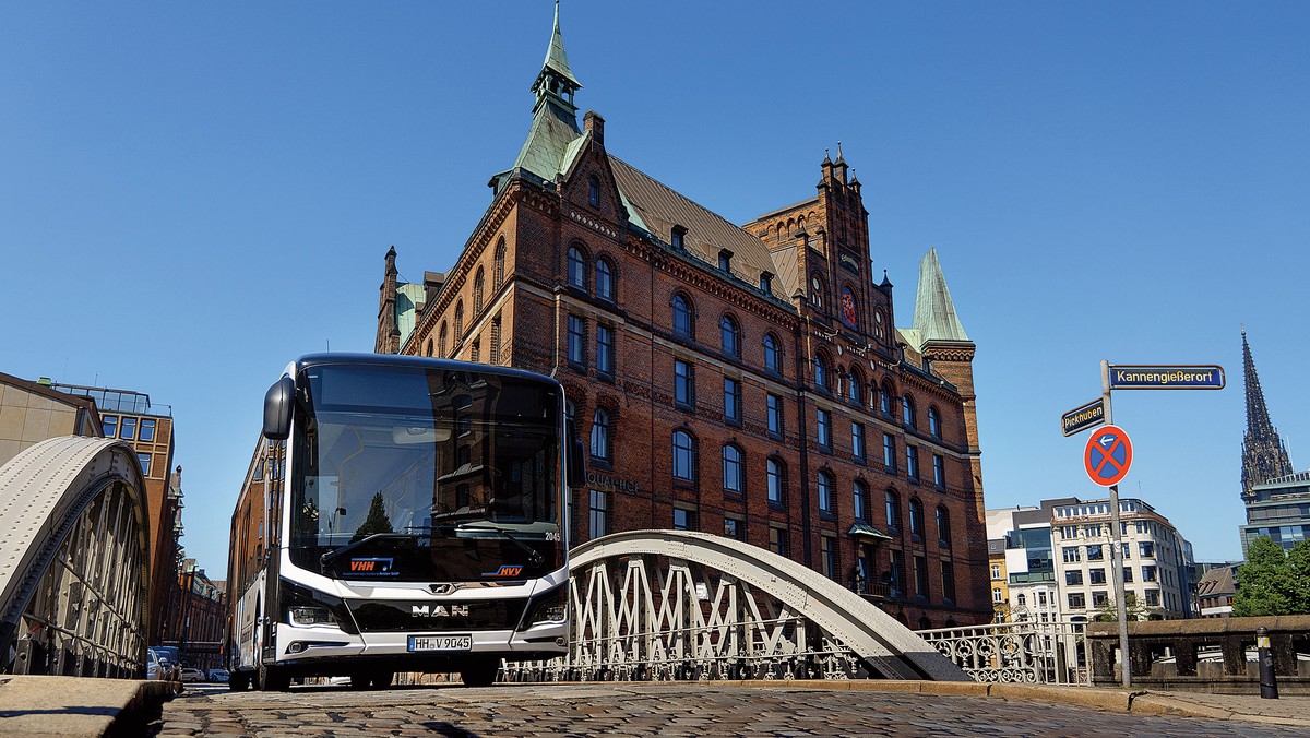 Elektryczny autobus