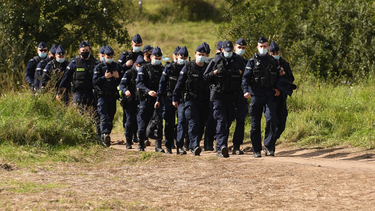 Policja na granicy polsko-białoruskiej po wprowadzeniu stanu wyjątkowego