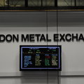 Handel niklem na londyńskiej giełdzie metali wstrzymany. Potężne straty inwestorów