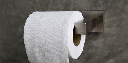 Papier toaletowy może zamaskować objawy raka!