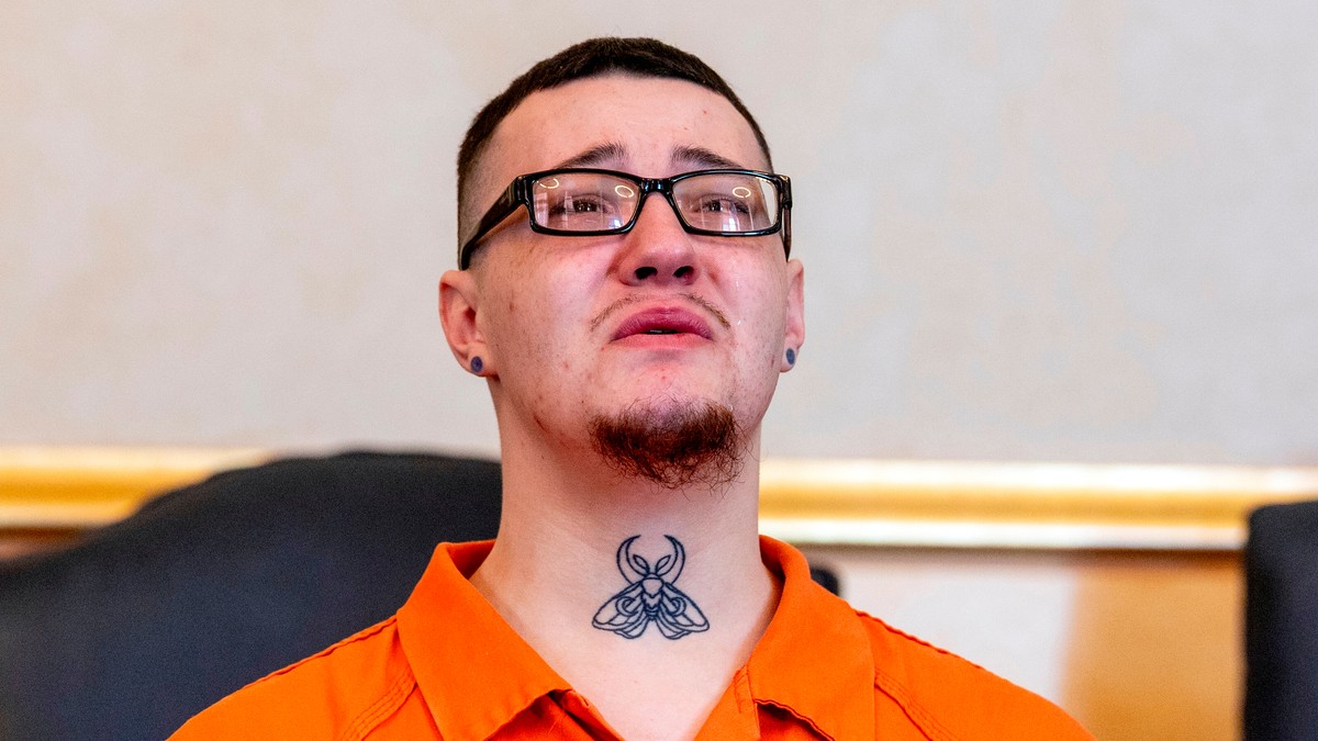  Džejms Šira 