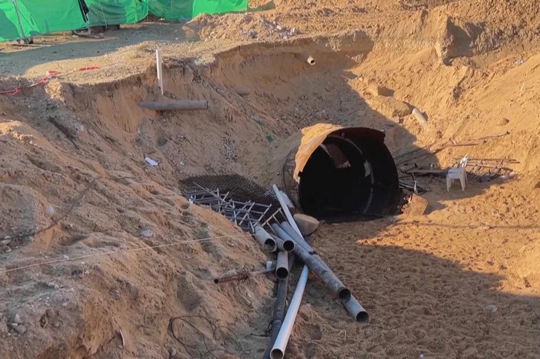 Wejście do największego z tuneli Hamasu