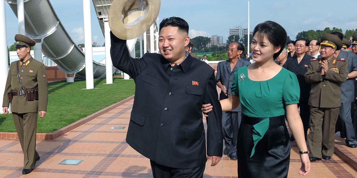 Kim Dzong Un z żoną Ri Sol-ju