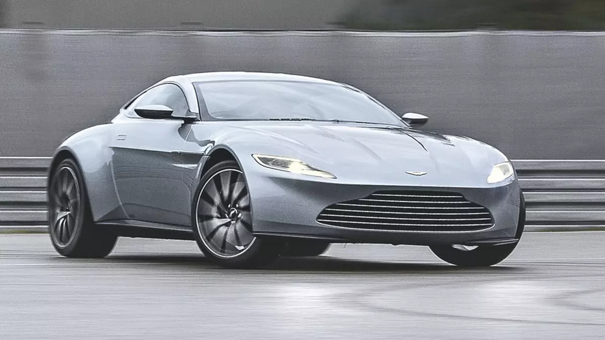 Aston Martin DB10 - Bond idzie bokiem