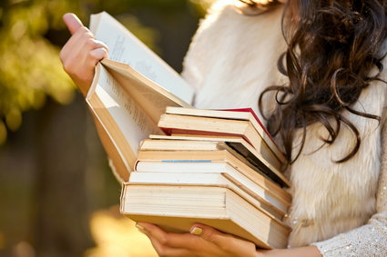 Siedem książek, które czytają kobiety sukcesu