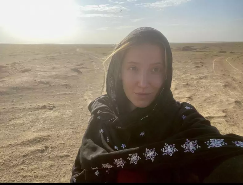 Jagoda Grondecka jest iranistką, dziennikarką i publicystką specjalizująca się w kwestiach bliskowschodnich