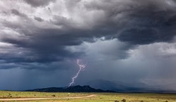 Nowy alert RCB. W tych rejonach pojawią się burze z silnym deszczem
