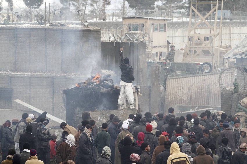 Protesti ispred baze Bagram u Kabulu