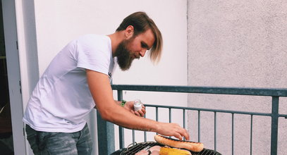 Karty stałego klienta i aplikacje sklepów. Gdzie są najlepsze oferty na weekendowe grillowanie?