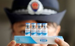 Afera z wadliwymi chińskimi szczepionkami. Zatrzymano 15 osób