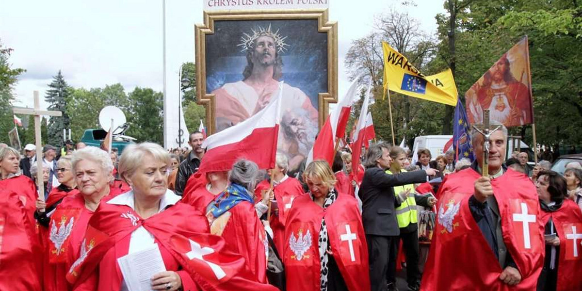 Chcą Jezusa na króla Polski. Jesteś za?