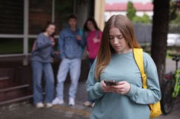 men chce uporządkować szkolne statuty. koniec z absurdalnymi zapisami