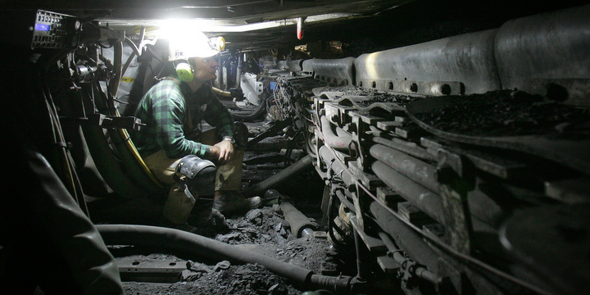 Krajowe kopalnie na koniec września poprawiły wyniki finansowe, ale wciąż znajdują się głęboko pod kreską.