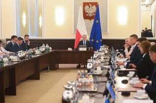 Dofinansowanie rodzin zastępczych i rodzinnych domów dziecka. Rząd przyjął ustawę