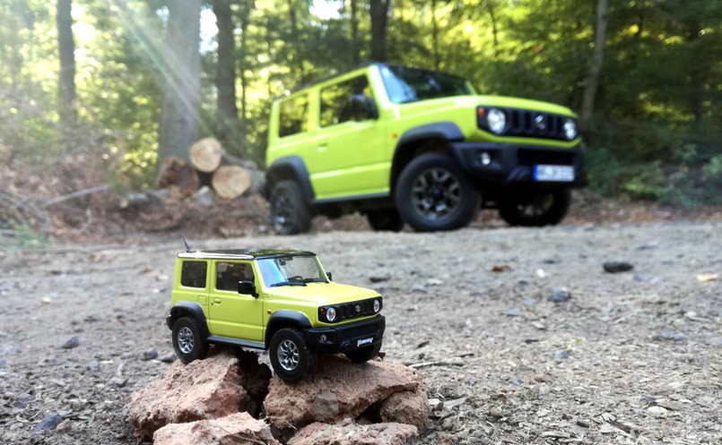 Suzuki Jimny czwartej genracji - nowy silnik, nowe nadwozie i właściwości jezdne na wyższym poziomie