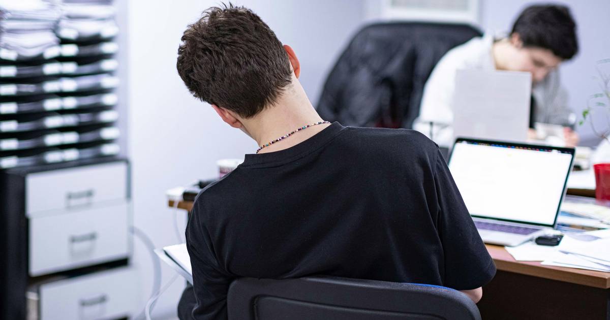 Pokolenie Z na rynku pracy. Nie jest roszczeniowe, lecz niepewne