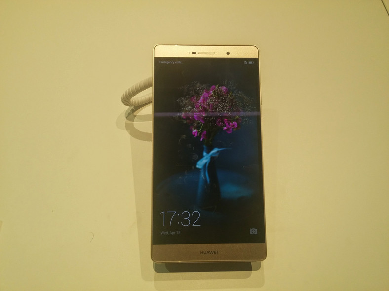 Huawei P8max