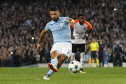 Liga angielska: Gwiazdor Man City złamał żebra w wypadku samochodowym [FOTO]