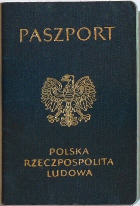 Od 1 stycznia nie trzeba oddawać paszportu na milicję