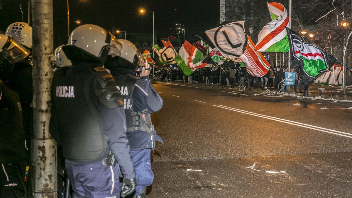 Policja i kibice Legii