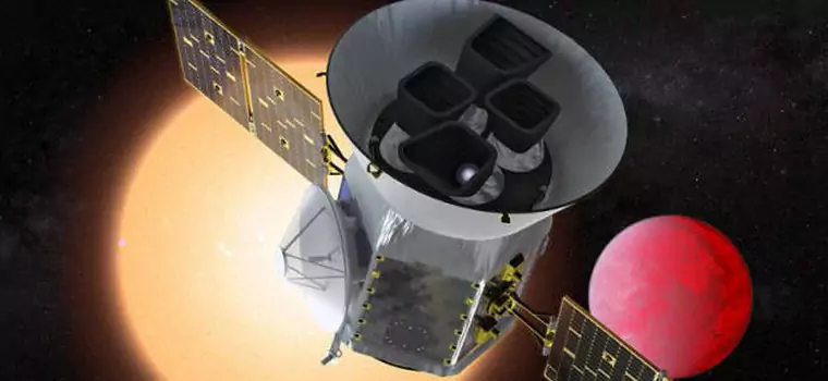 NASA publikuje pierwsze zdjęcie z TESS. Widać na nim tysiące gwiazd, a to tylko ułamek możliwości teleskopu