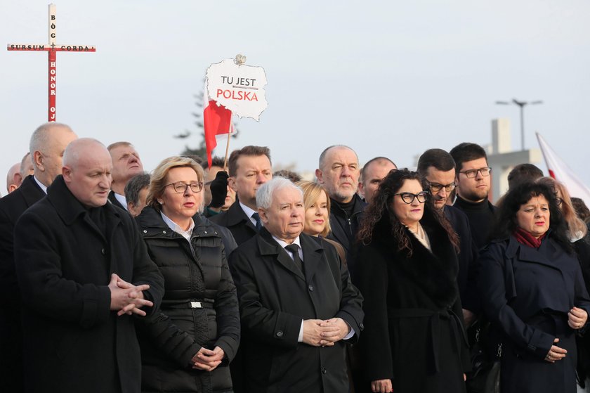 Wspólna modlitwa polityków PiS