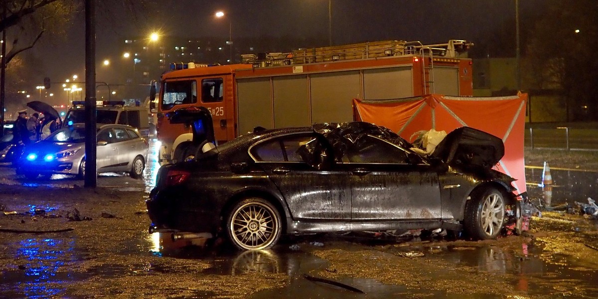 Ten człowiek w Łodzi zabił dwie osoby w BMW. Szuka go policja